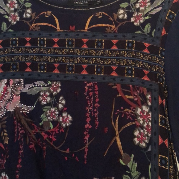 Desigual top XS - Picture 3 of 3